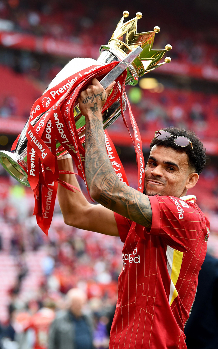 利物浦新援表现神勇，球迷赞不绝口(但毫无疑问,利物浦的多笔重磅引援,都能让舆论印象深)