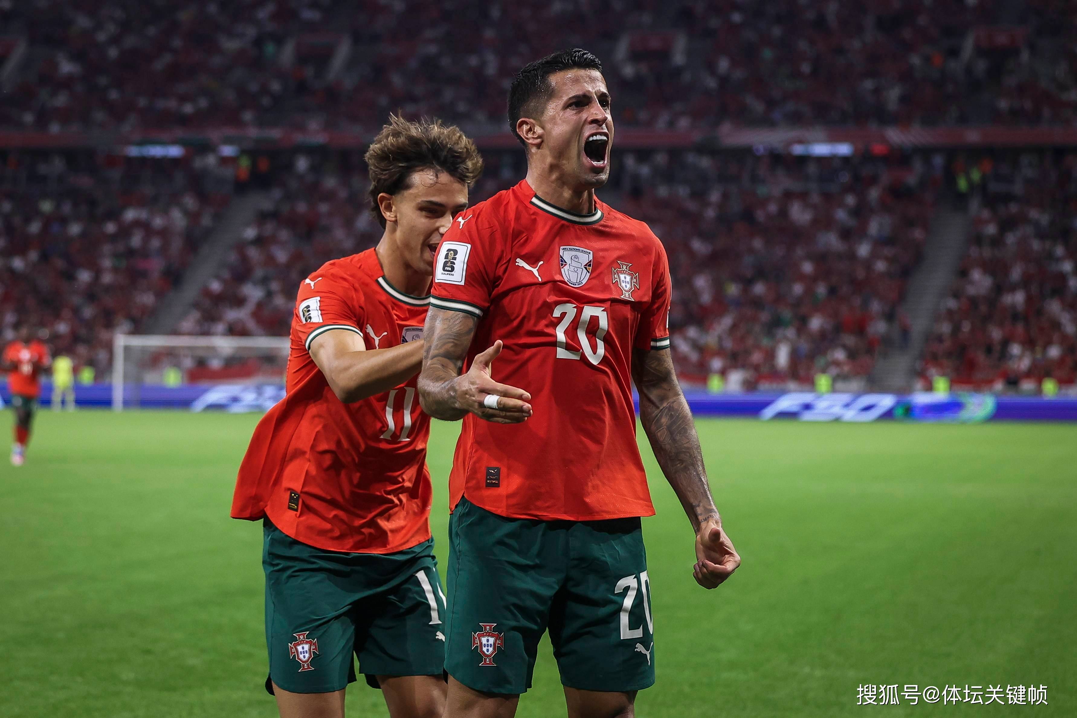 欧预赛剧情跌宕起伏,全场观众沸腾欢呼的简单介绍 欧预赛剧情跌宕起伏,全场观众沸腾欢呼的简单介绍