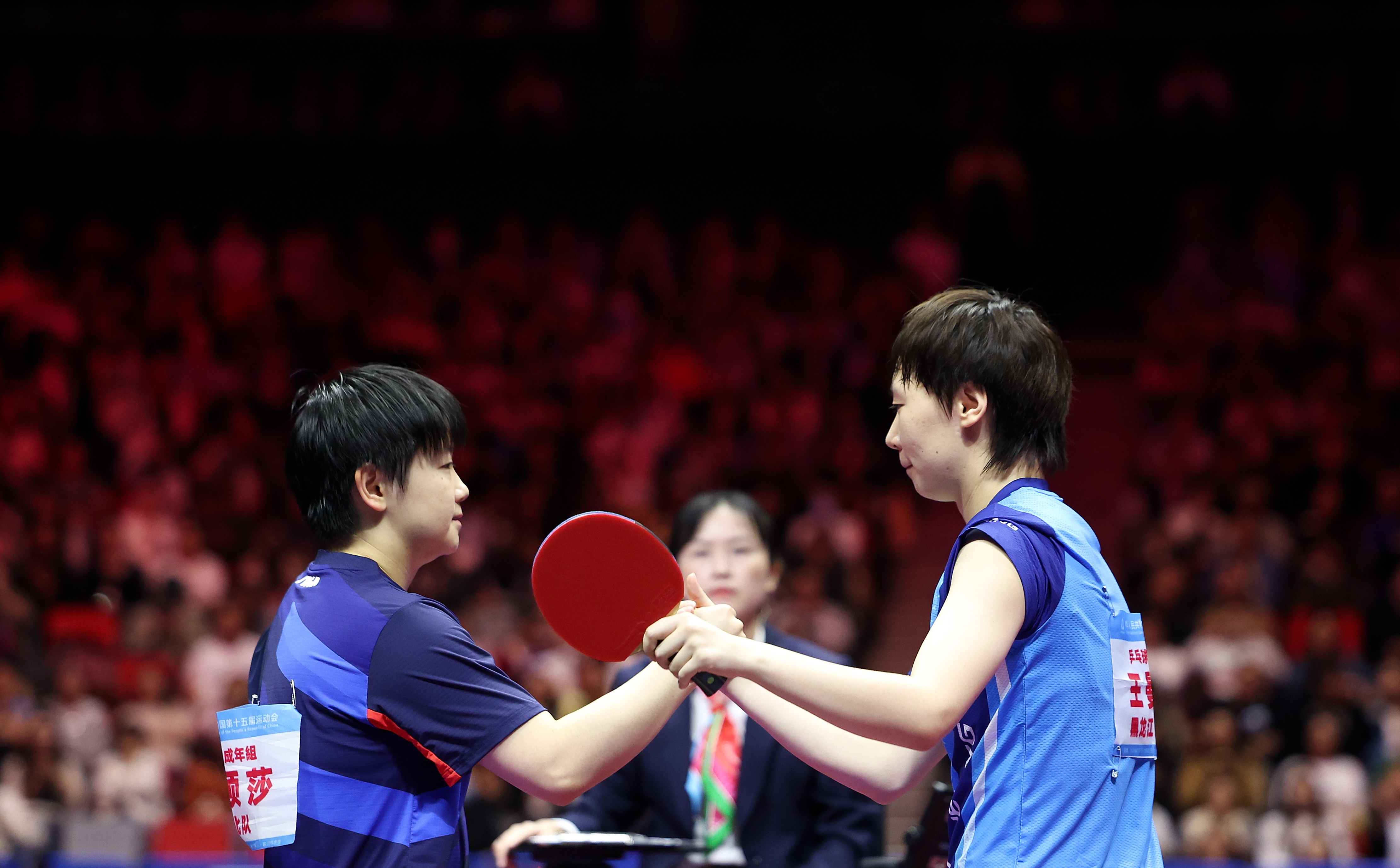 这场比赛成为体育圈的焦点事件,引发广泛讨论 这场比赛成为体育圈的焦点事件,引发广泛讨论